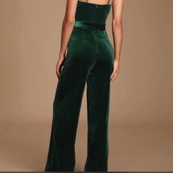 Lulu’s Kylinna Forest Green Jumpsuit L NWT missing belt! - Picture 3 of 6